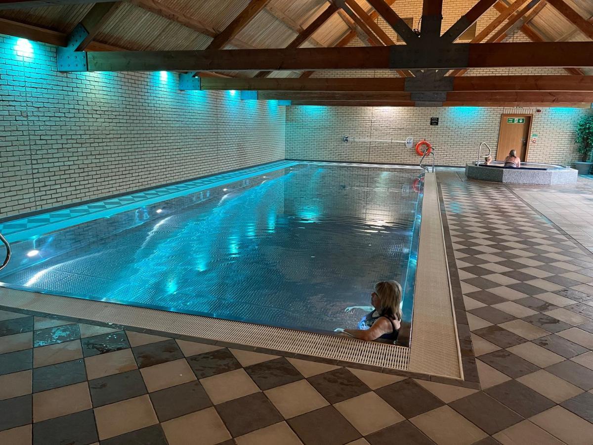 Oak Boutique Lodge Includes Hot Tub Air Con & Dog York Ngoại thất bức ảnh